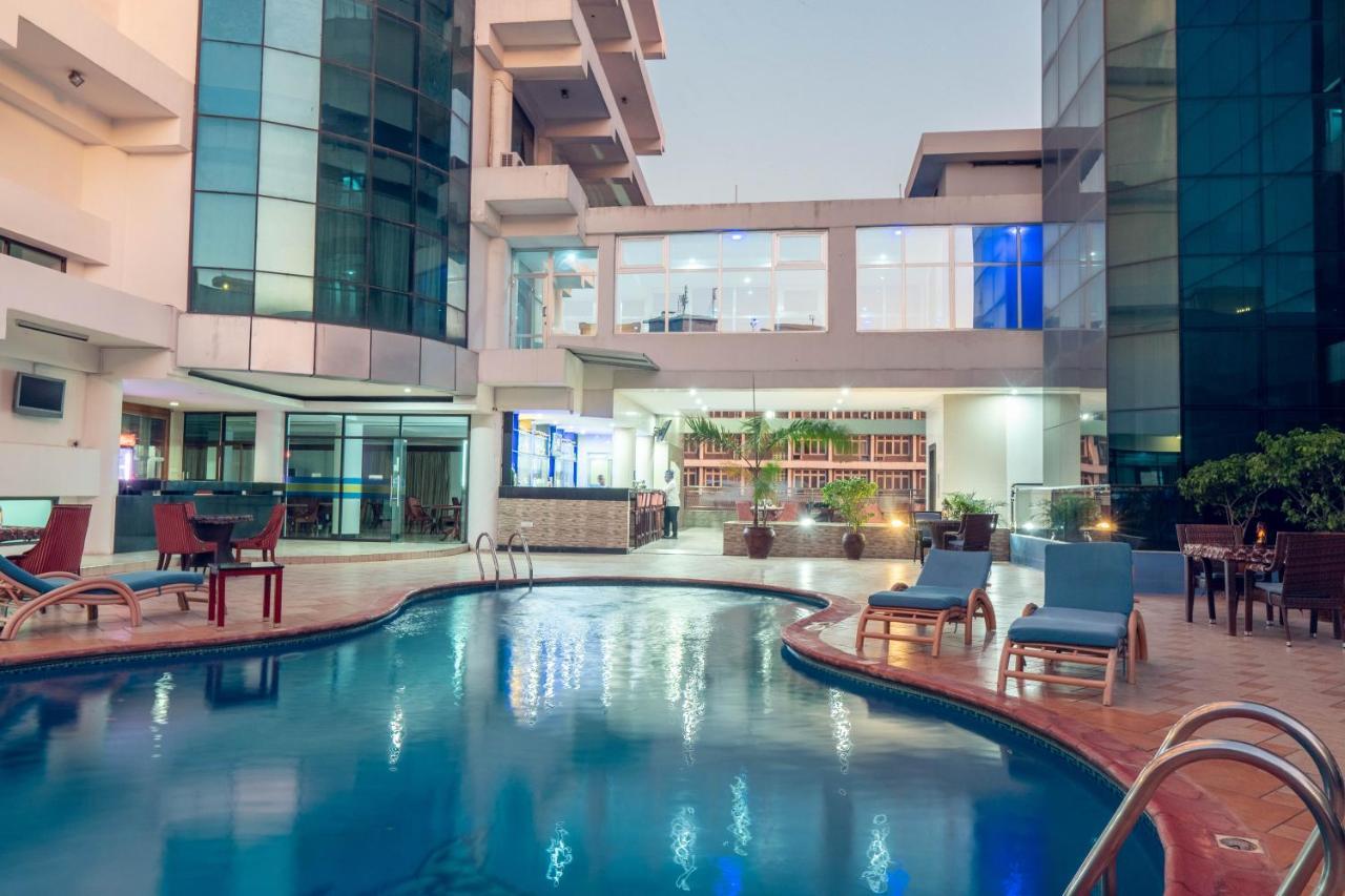 Peacock Hotel Dar es Salaam Exterior foto